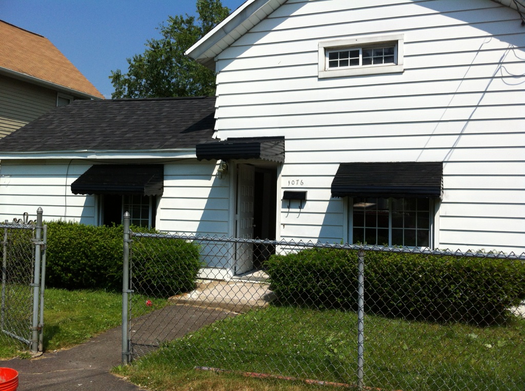 Property main image